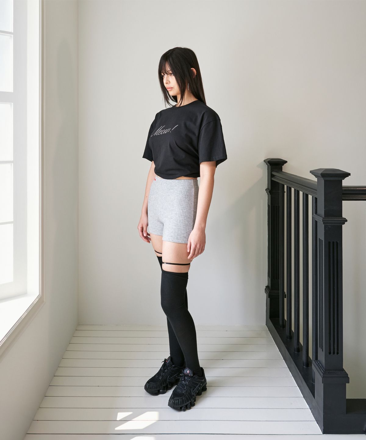 포영(FOUR YOUNG) Micro Shorts Melange Grey