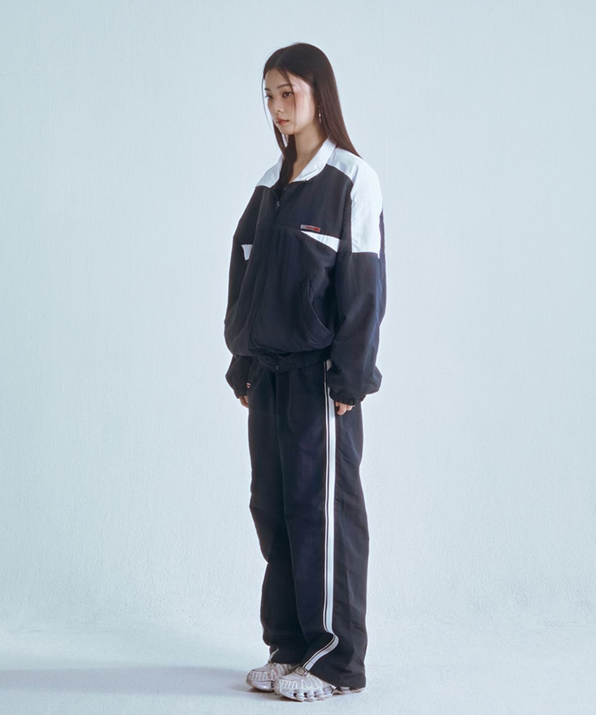 포영(FOUR YOUNG) 00 Track Pants Navy