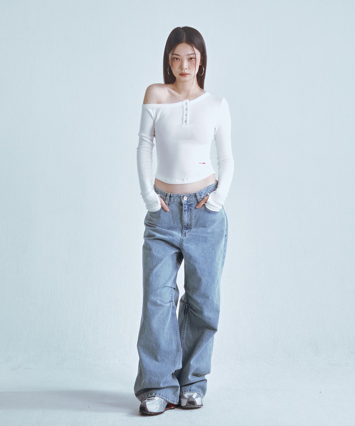 포영(FOUR YOUNG) Friend Jeans