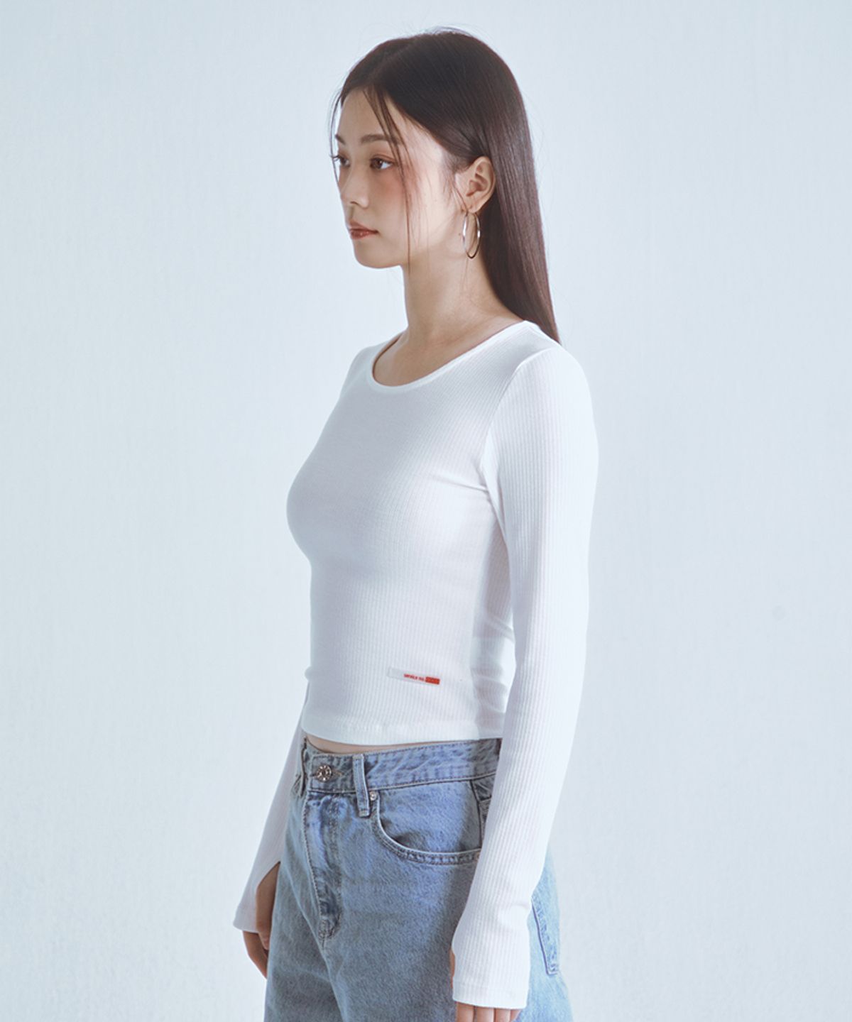 포영(FOUR YOUNG) Unbalance Tie Top White