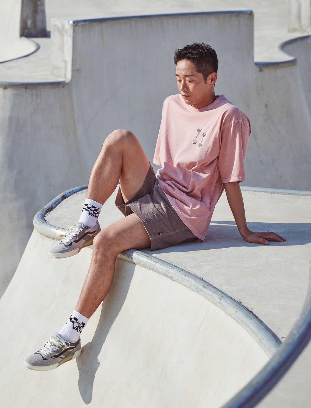 플랫웨이브 인 서울(FLATWAVE IN SEOUL) Coasst Corduroy Walkshorts Taupe