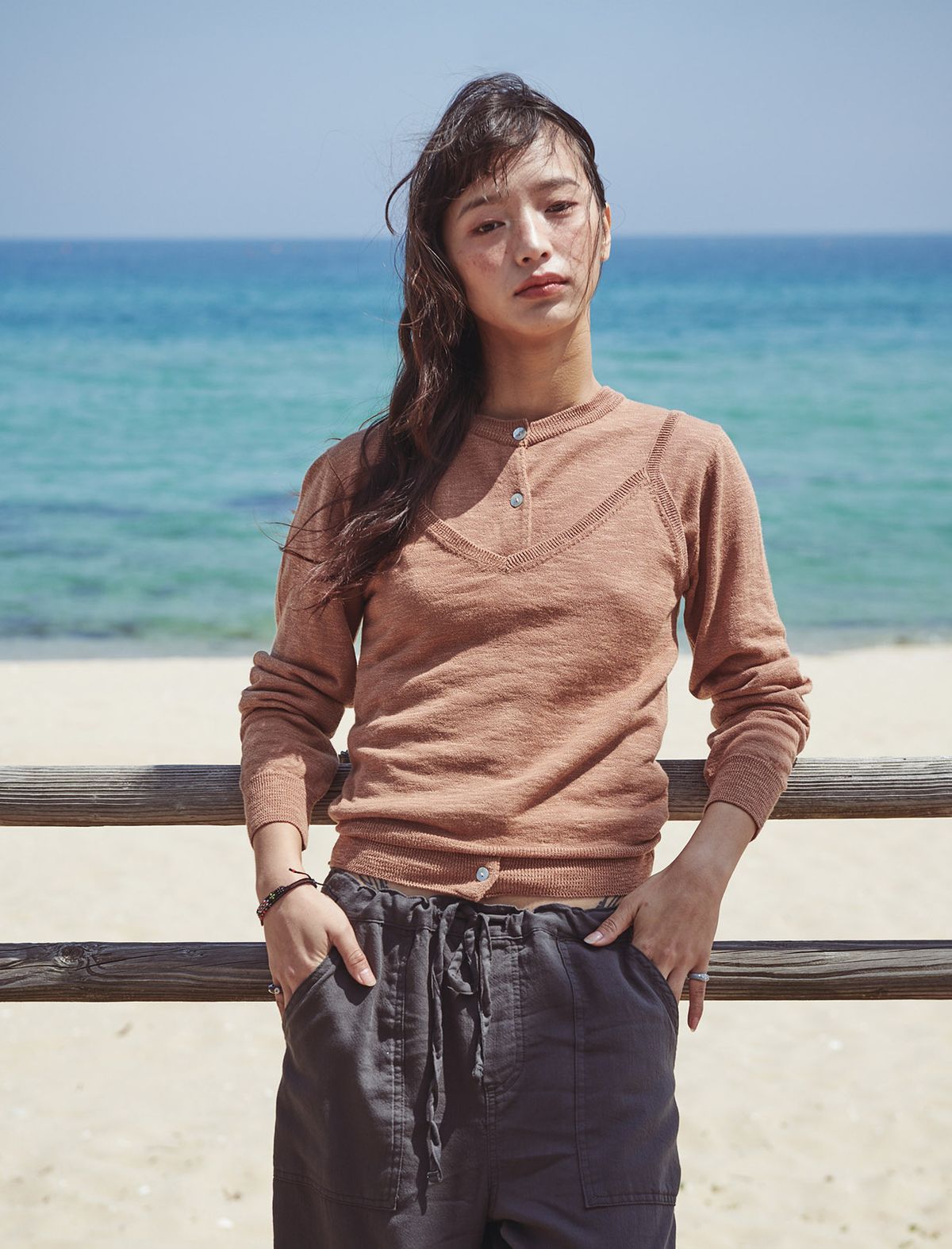 플랫웨이브 인 서울(FLATWAVE IN SEOUL) Pale Linen Round Cardigan Camel