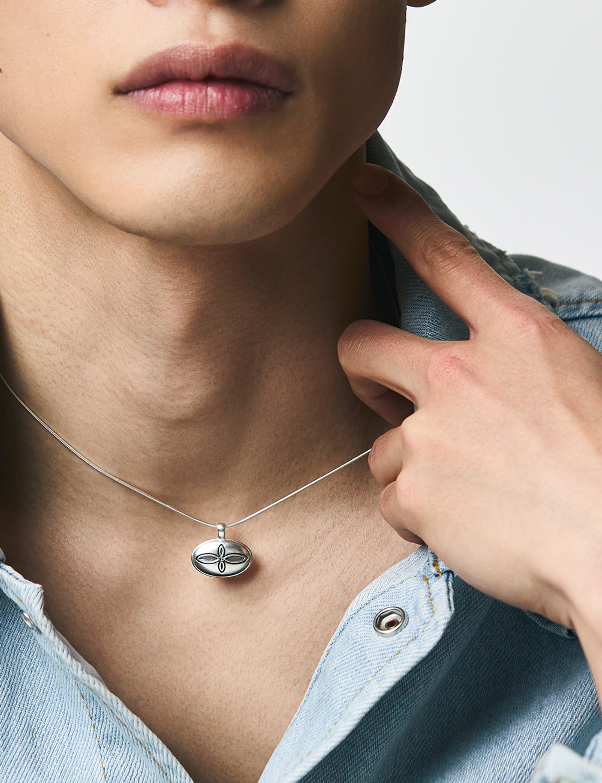 유네(YUNE) Heritage Flower Necklace_[Silver925]