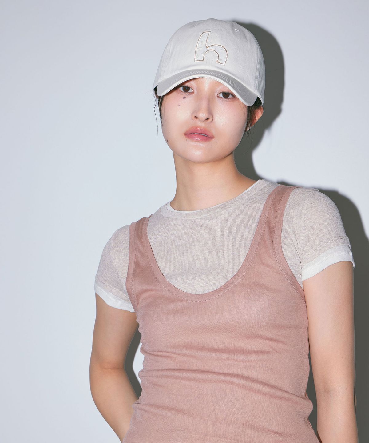 해브어웨일(HAVEAWHALE) h lace applique cap (CR)