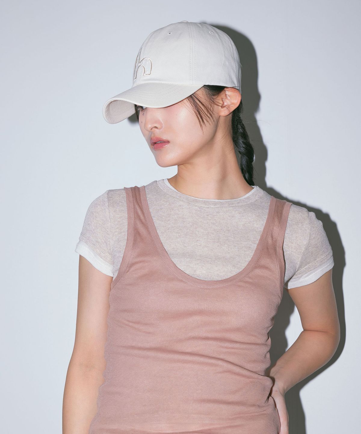 해브어웨일(HAVEAWHALE) h lace applique cap (CR)