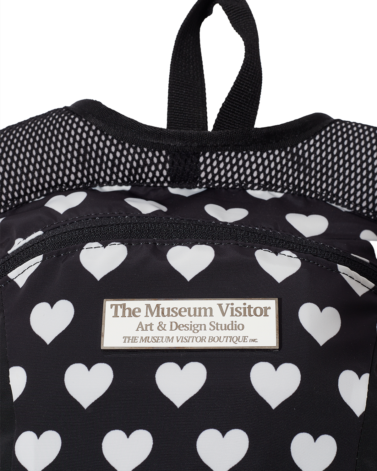 더뮤지엄비지터(THEMUSEUMVISITOR) MESH MOUNTAINEERING HEART PRINTED BACKPACK (BLACK)
