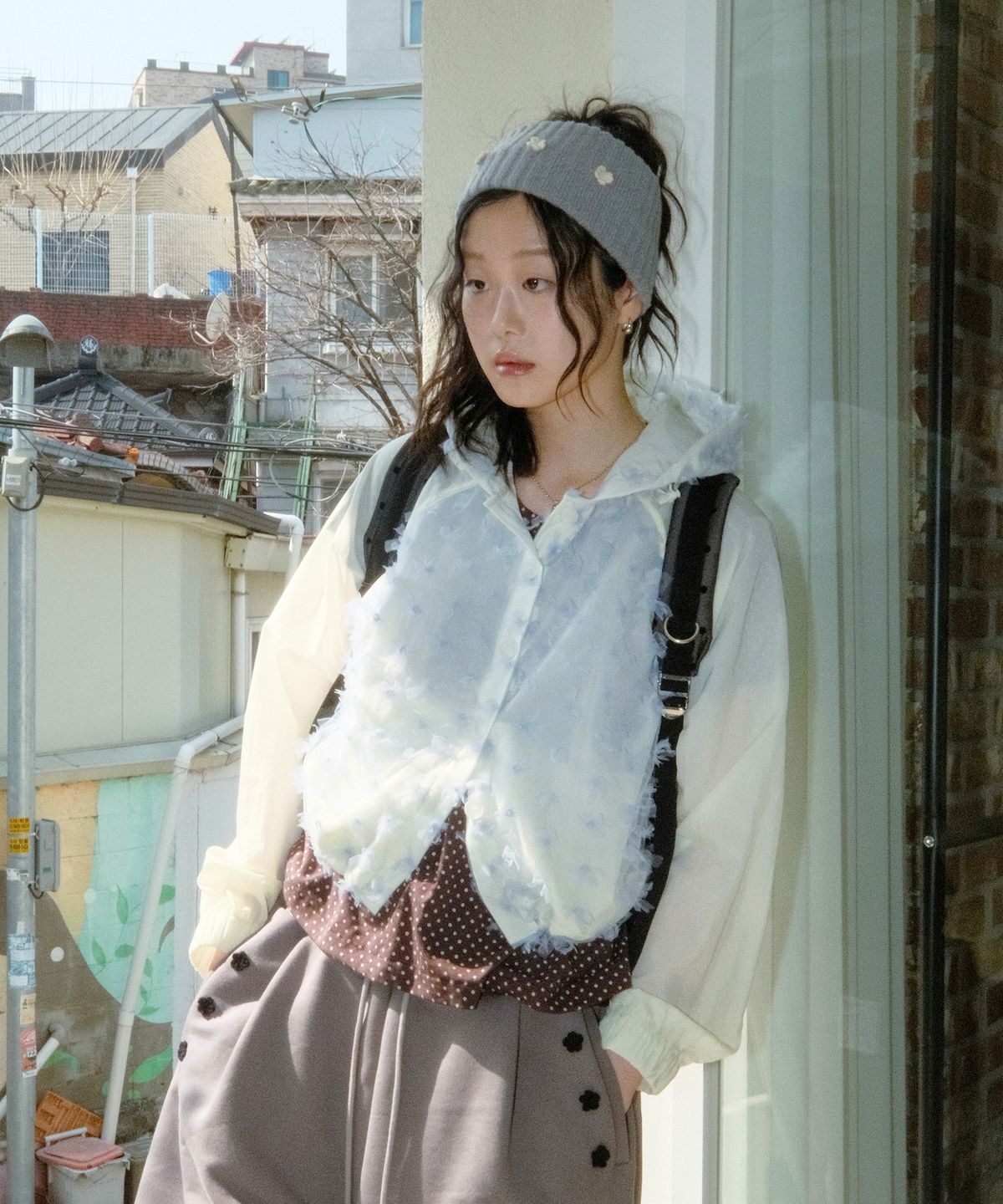 시월107(SIWL107) 레이스 크롭 후드 (버터+바이올렛)