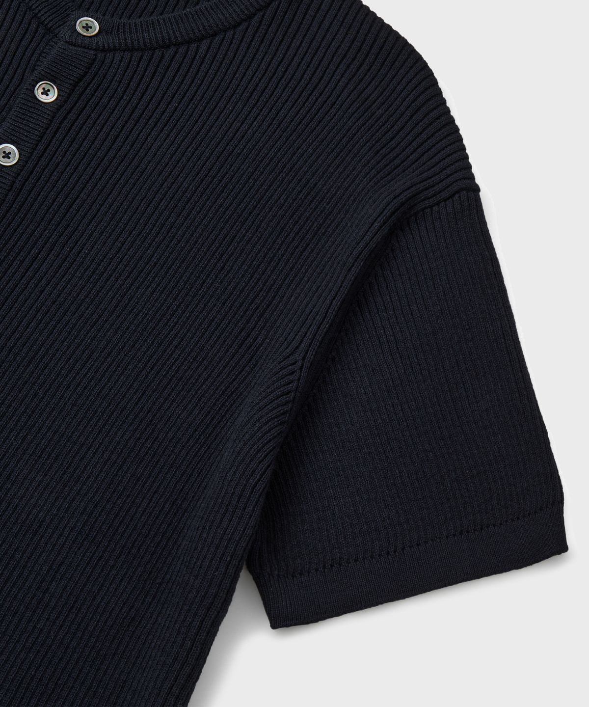 브랜디드(BRANDED) HARD TWIST RIBBED HENLEY NECK HALF KNIT [INK NAVY]