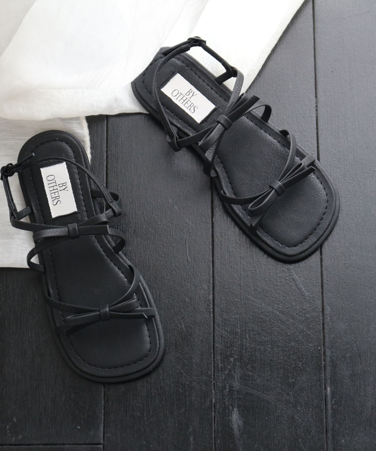 바이아덜스(BYOTHERS) Berold ribbon sandals