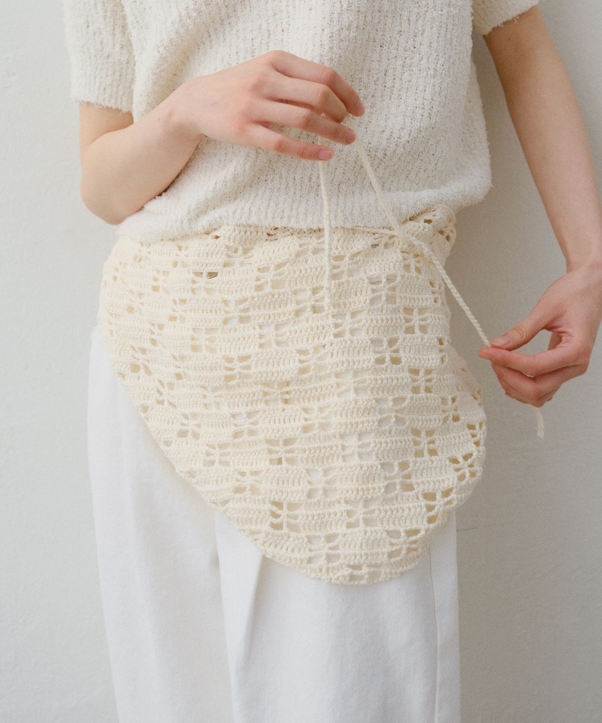 유라고(URAGO) Crochet knit scarf