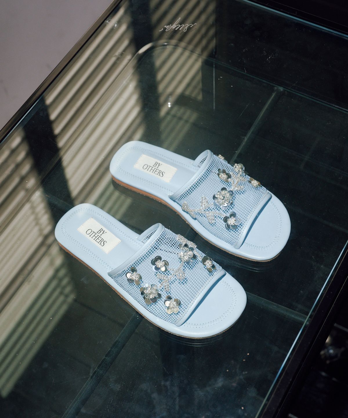 바이아덜스(BYOTHERS) Cellmute slippers