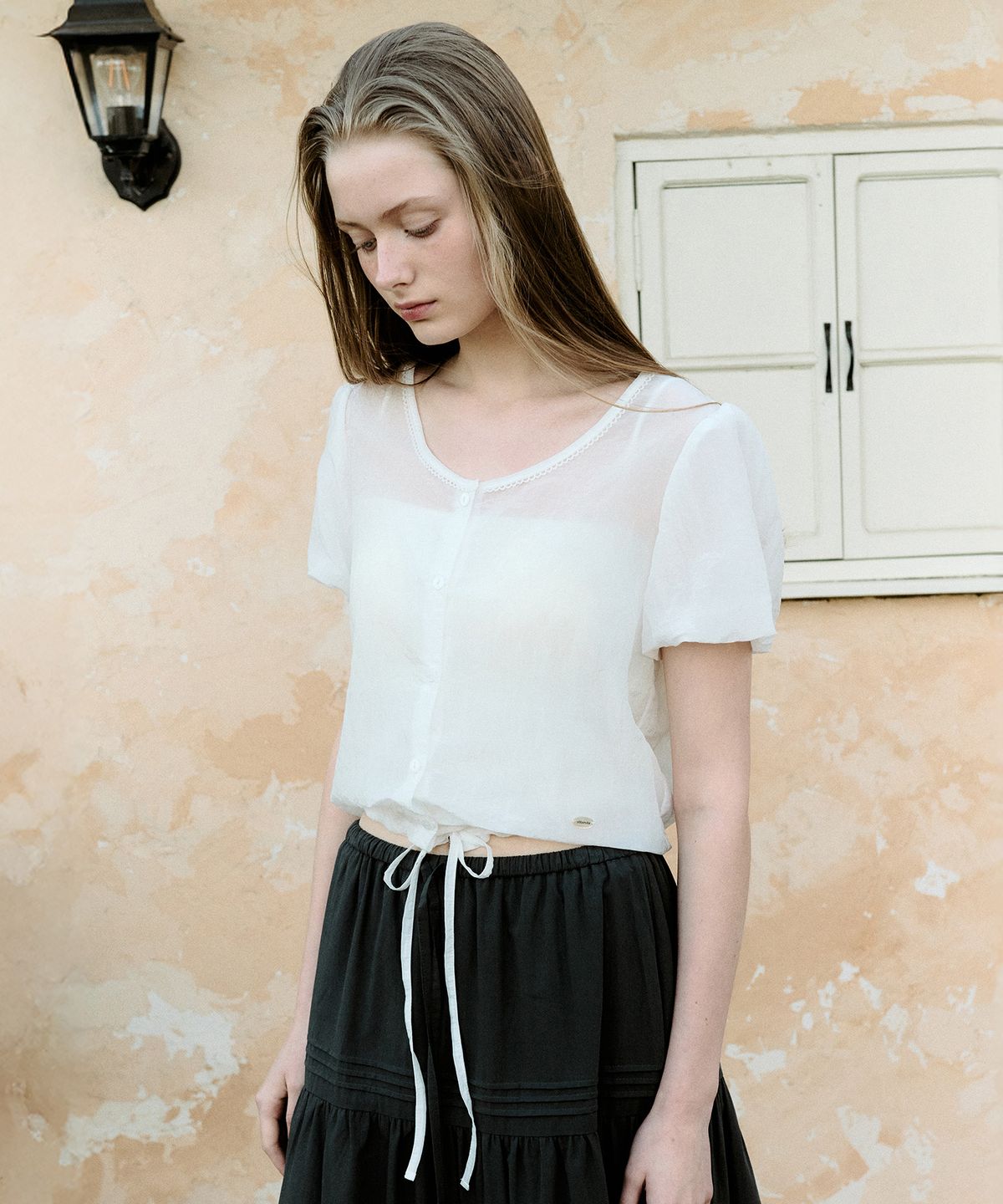 로라로라(ROLAROLA) RIBBON STRING BLOUSE WHITE