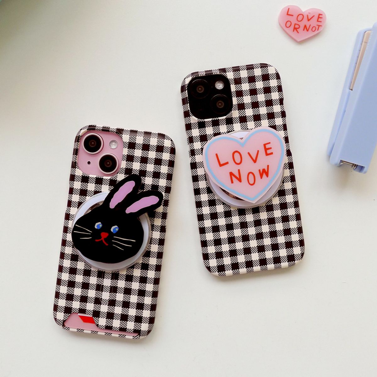 러브오낫(LOVE OR NOT) 맥세이프/하드_Black Check Magsafe/Hard Phonecase
