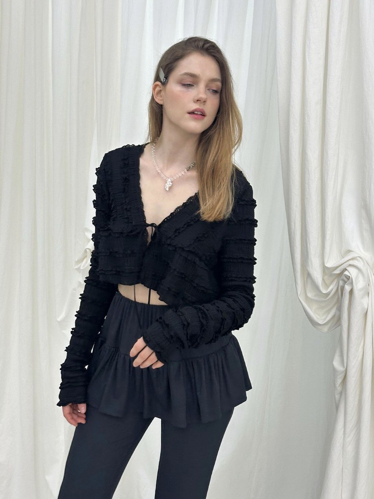 모이페어(MOIFAIRE) FRILL RIBBON SKIRT PANTS / CHARCOAL