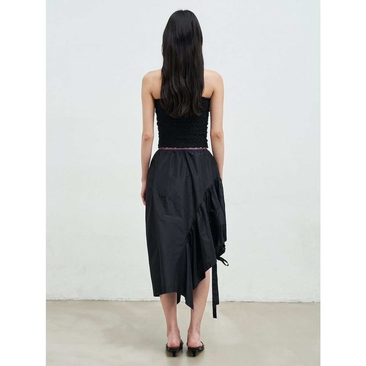 앙개(ANGGAE) Textured Tank Top  Black