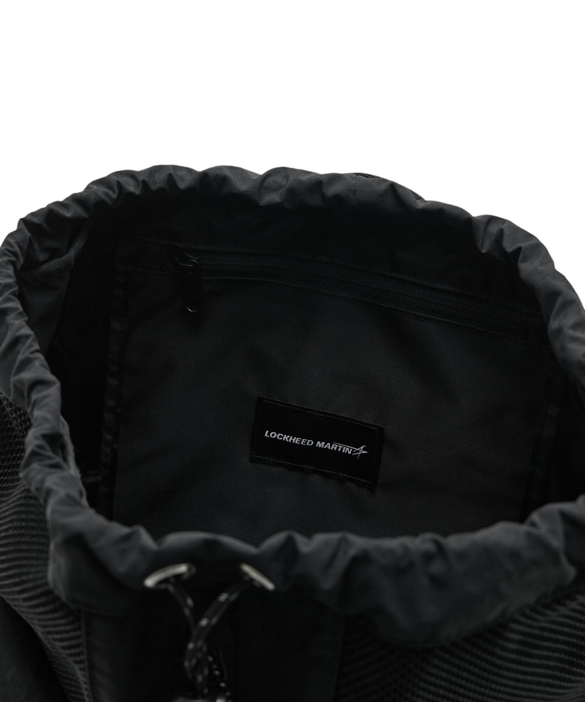 록히드마틴(LOCKHEED MARTIN) DRAW STRING MESH BACKPACK (BLACK)