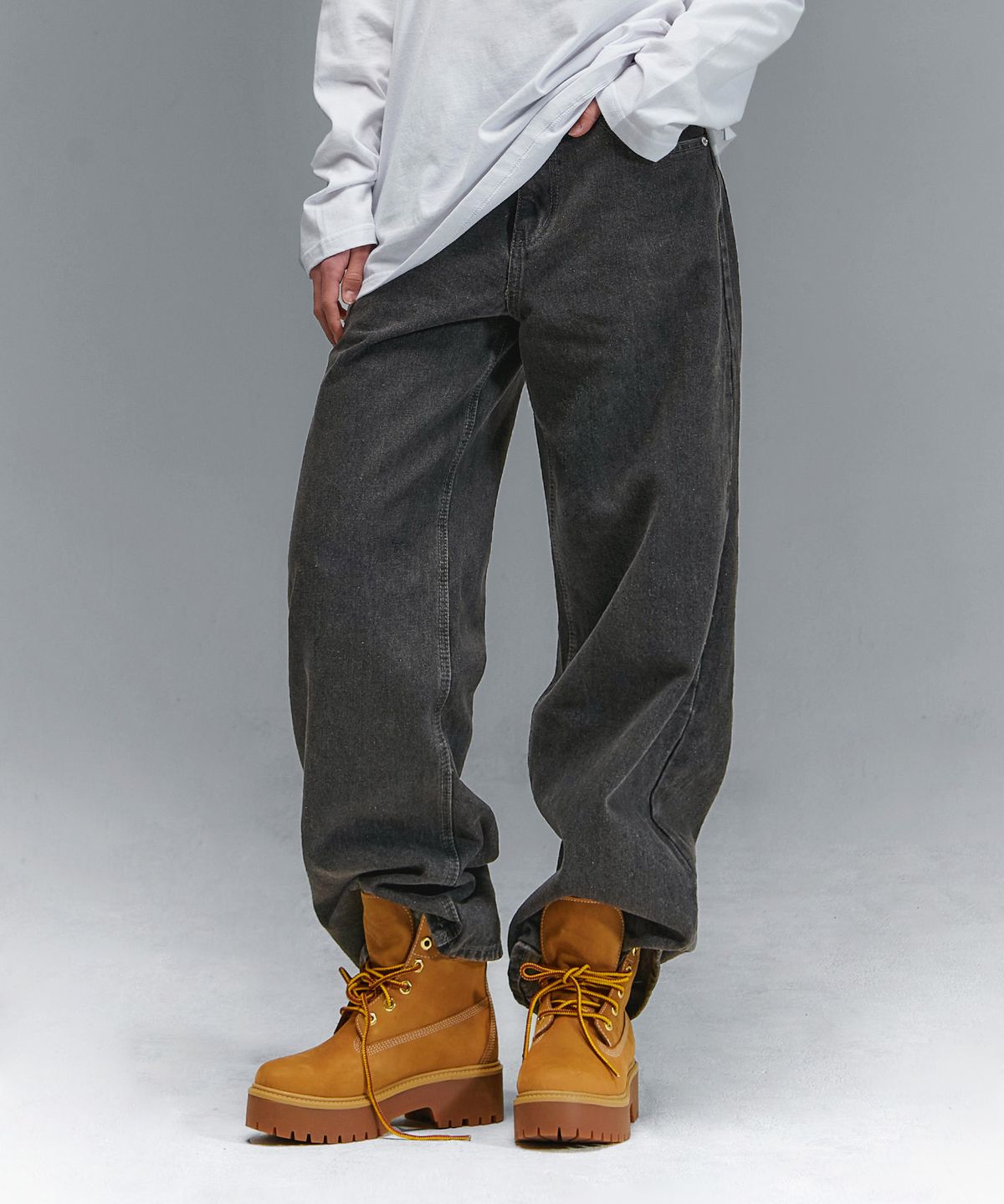 랜덤오프(RANDOMOFF) BTB : THE BEGINNING JEANS [GRAY CORE]