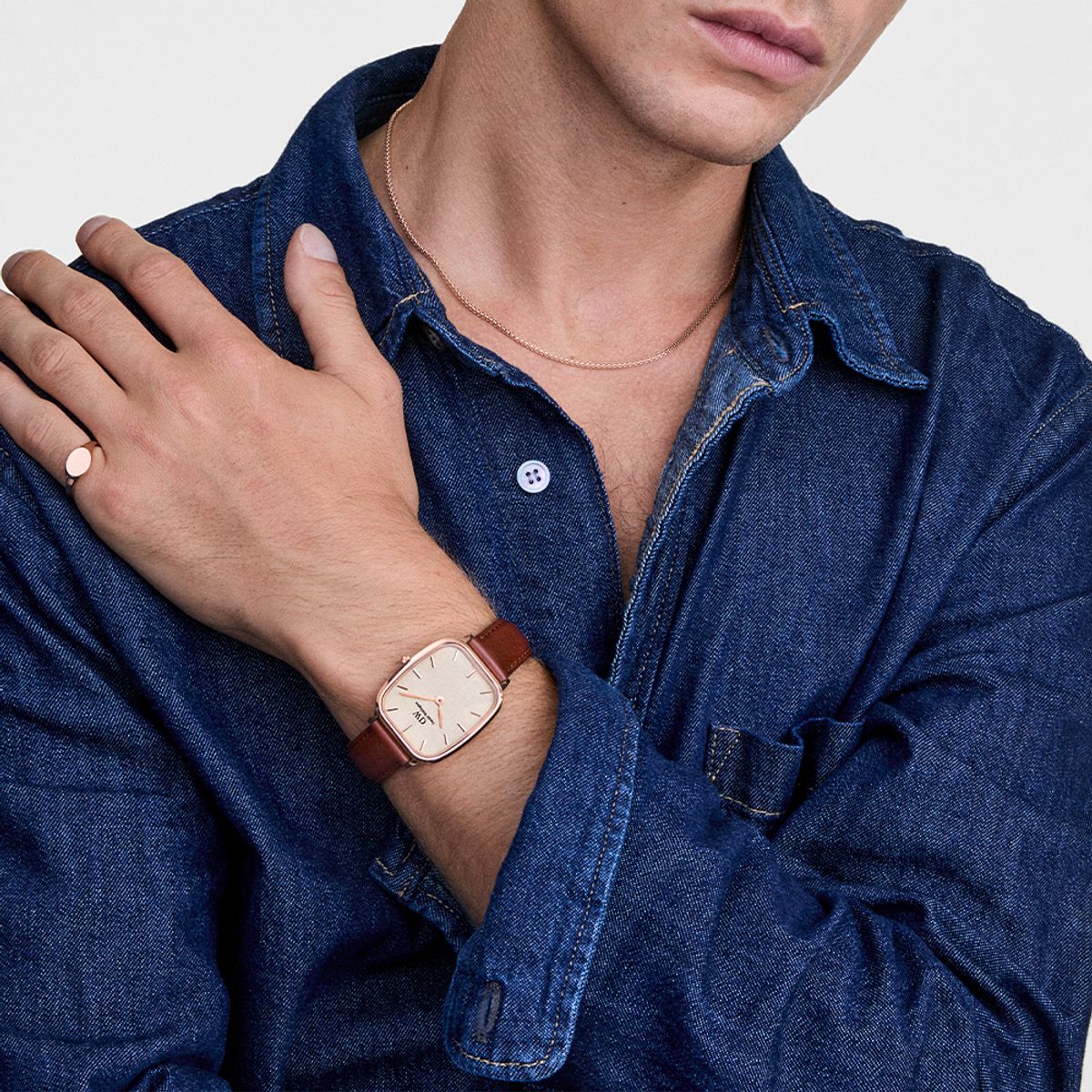 다니엘 웰링턴(DANIEL WELLINGTON) MARLON ST MAWES LINEN 로즈골드 브라운 레더워치
