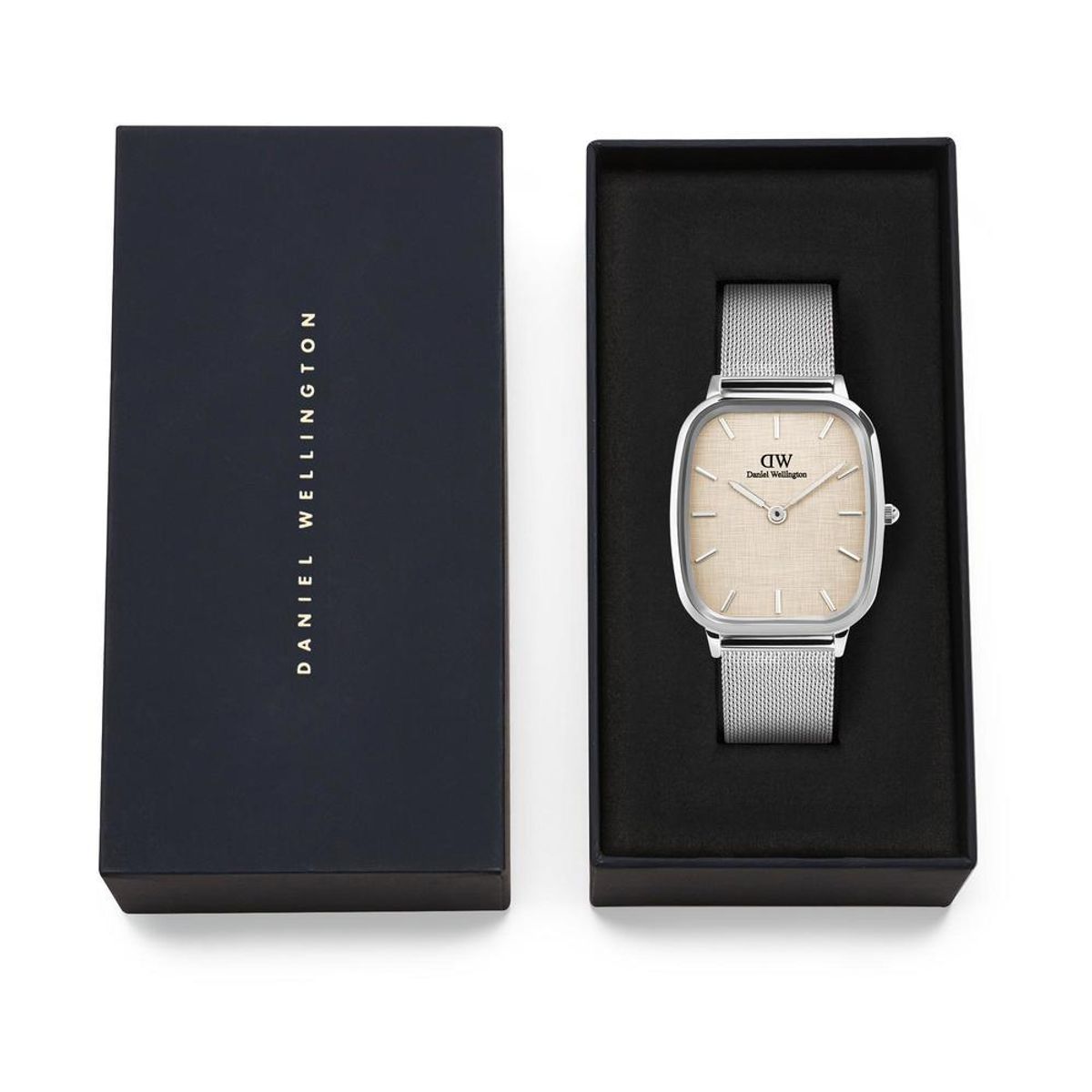 다니엘 웰링턴(DANIEL WELLINGTON) MARLON STERLING LINEN 실버 메탈 라운드 스퀘어 남자워치