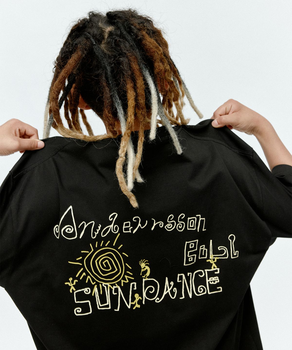 앤더슨벨(ADSB ANDERSSON BELL) (에센셜) 유니섹스 선댄스 티셔츠  atb1401u(BLACK)