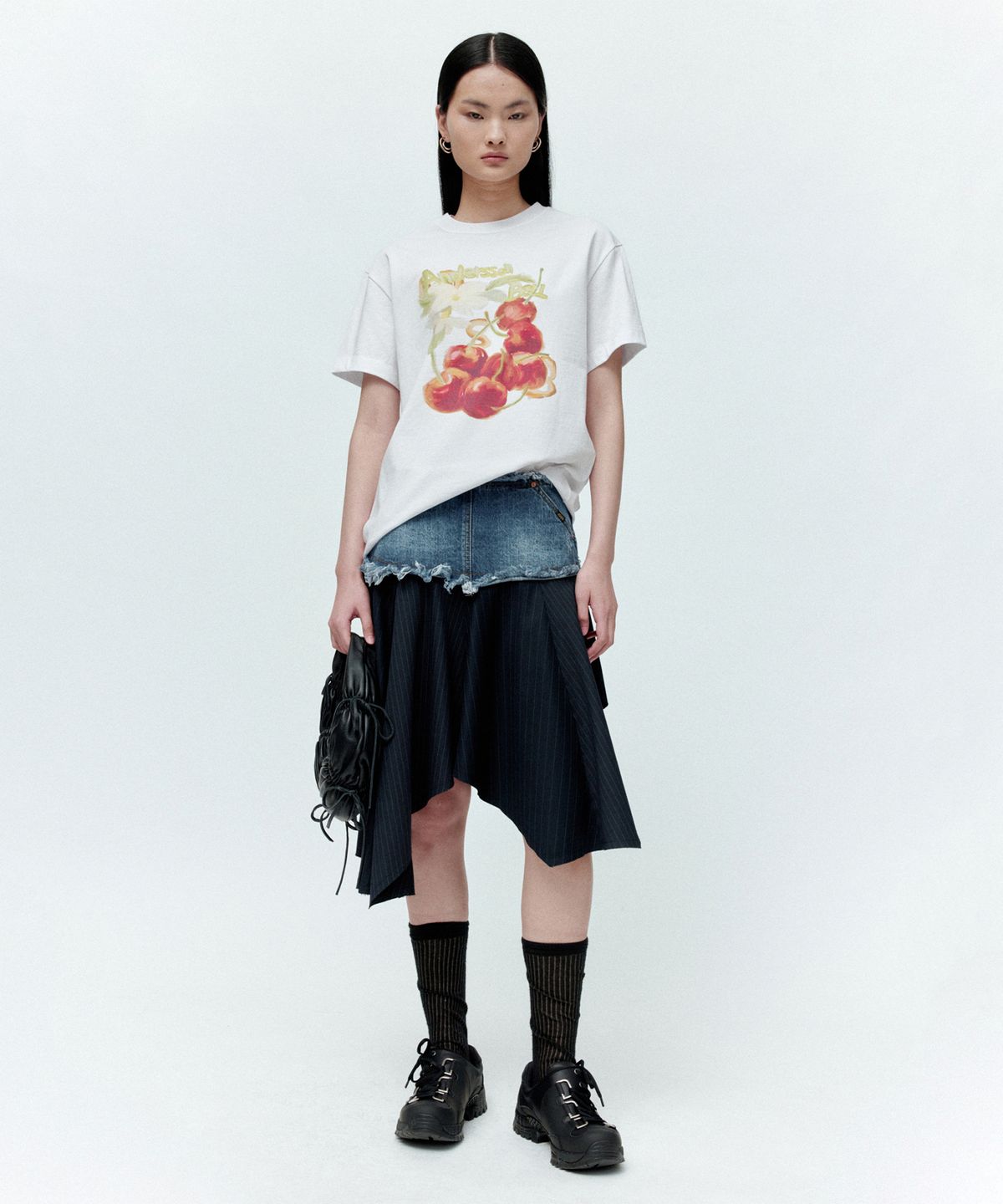 앤더슨벨(ADSB ANDERSSON BELL) (에센셜) 유니섹스 프루츠 티셔츠  atb1407u(WHITE)