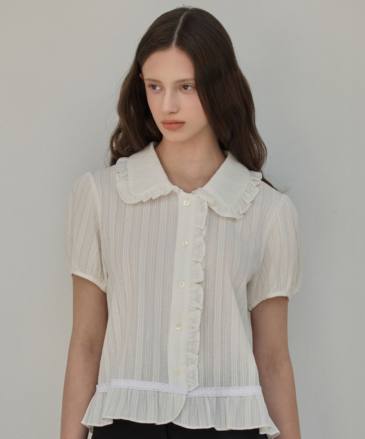 엘리오티(ELLIOTI) Frill Lace Blouse_2Color