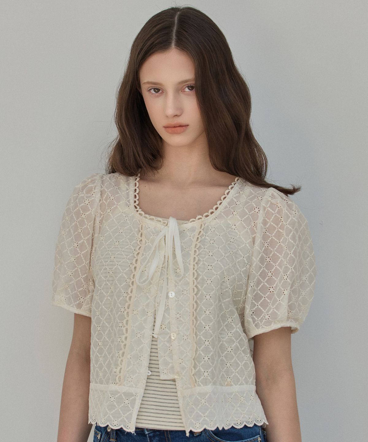 엘리오티(ELLIOTI) Tulle Lace Blouse_Cream