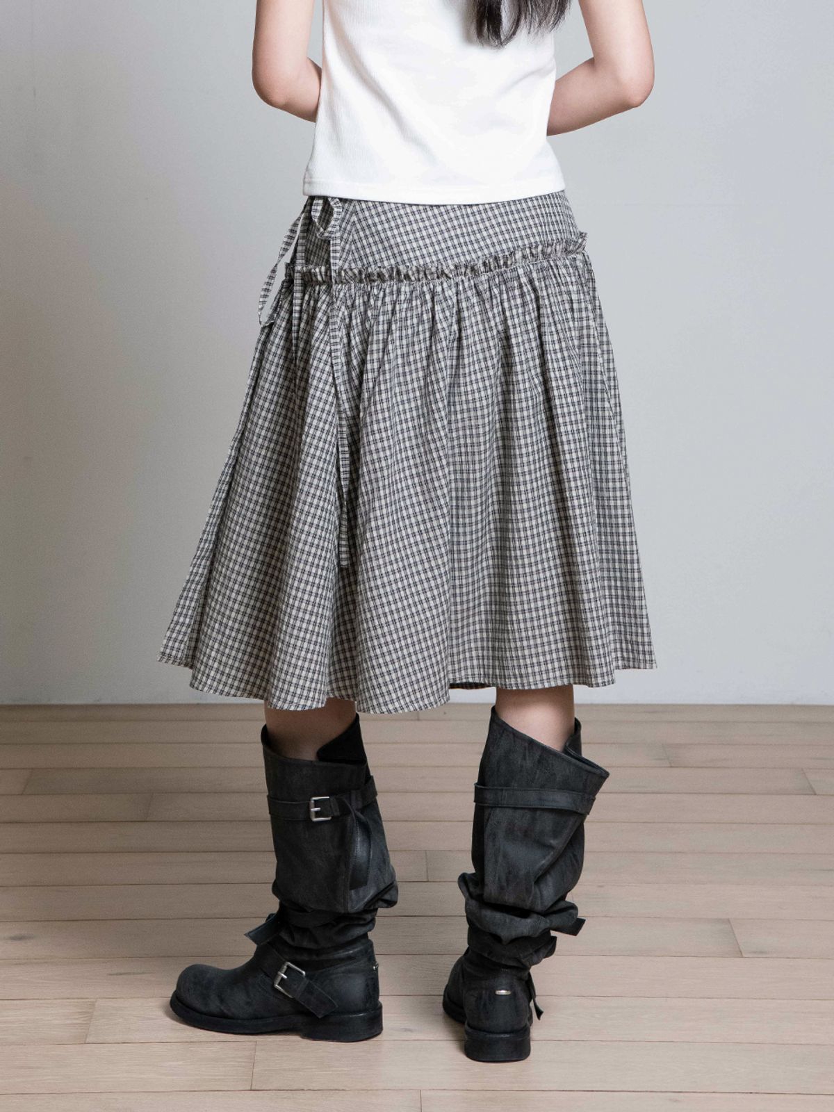 오피쉬(OAFISH) RIBBON FRILL WRAP SKIRT, BROWN