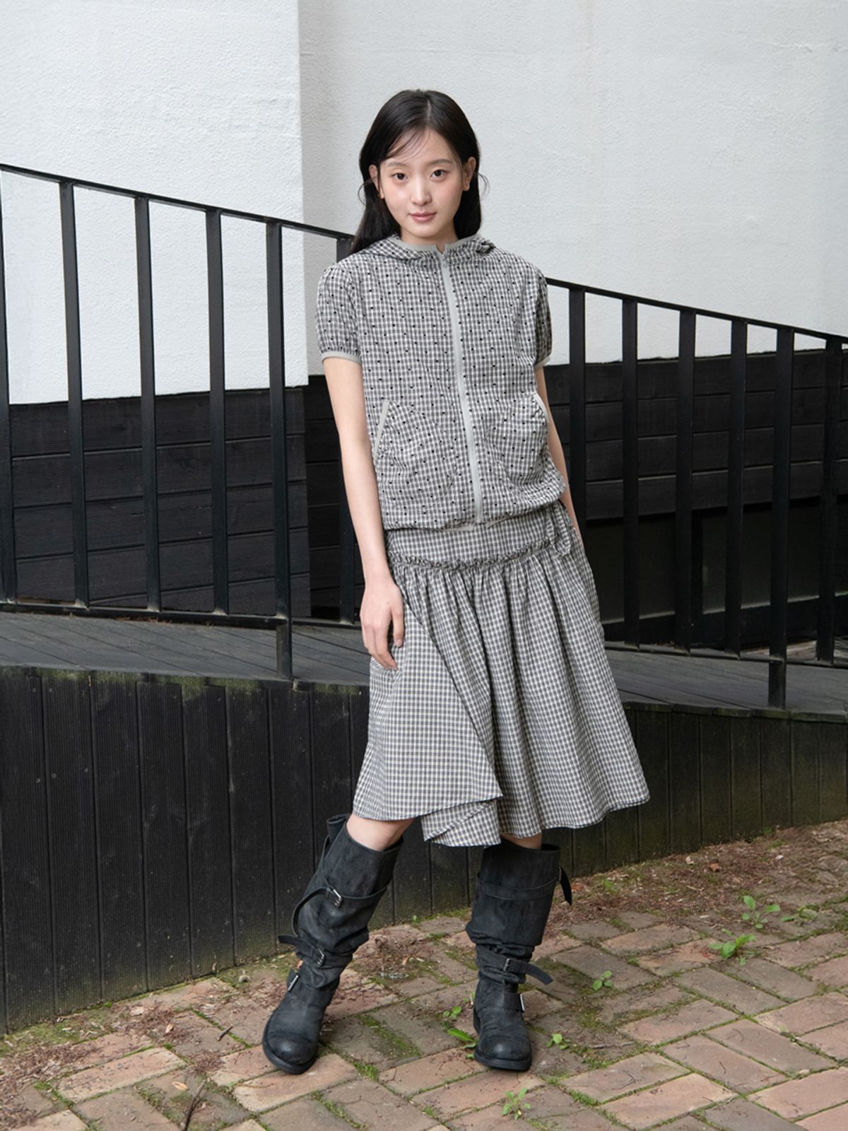 오피쉬(OAFISH) RIBBON FRILL WRAP SKIRT, BROWN