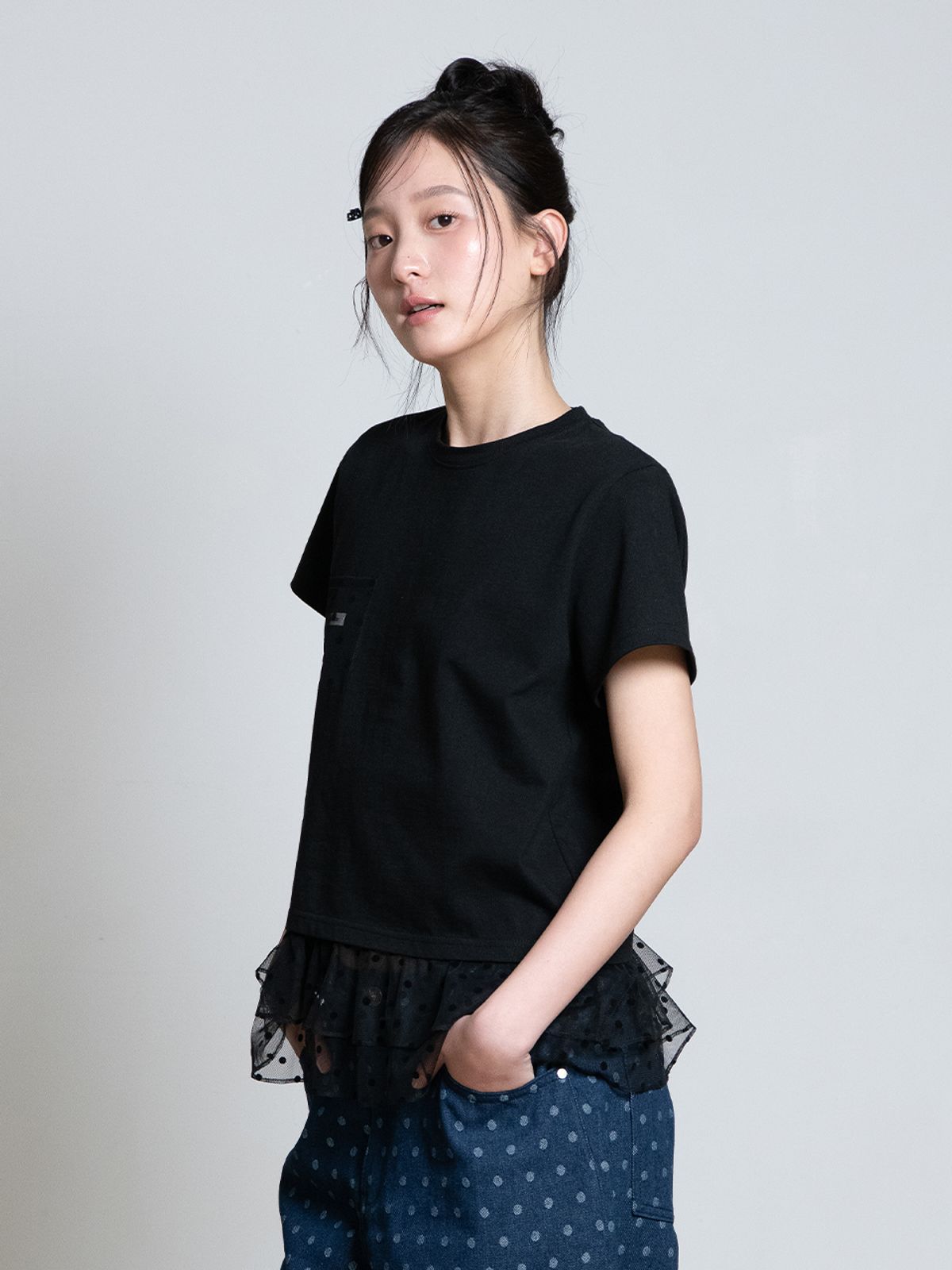 오피쉬(OAFISH) DOT RUFFLE POCKET T-SHIRT, BLACK