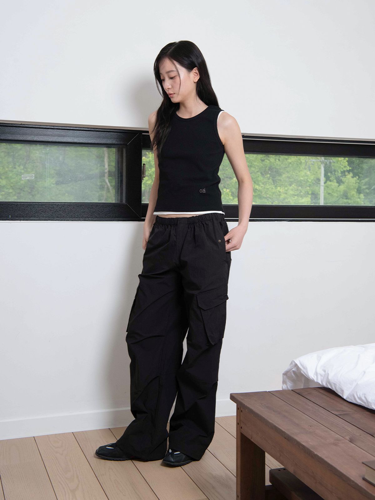 오피쉬(OAFISH) CUTOFF CARGO PARACHUTE PANTS, BLACK