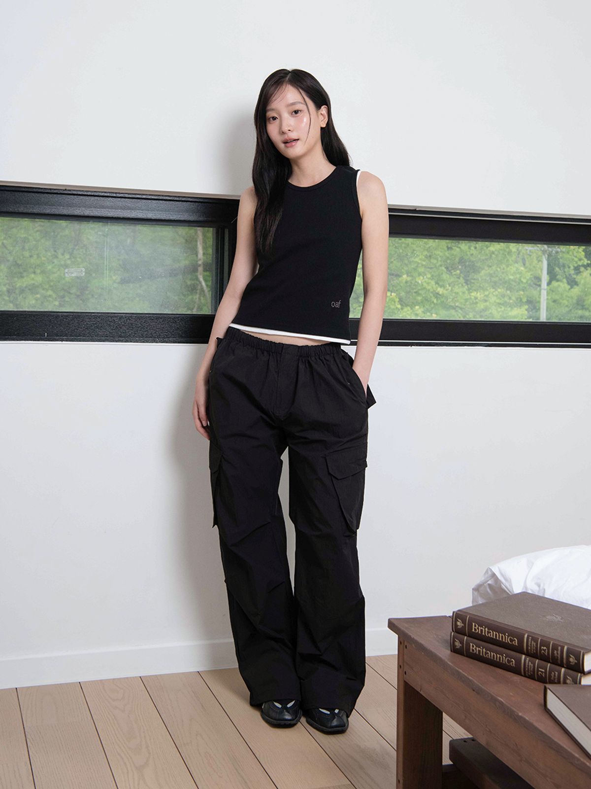오피쉬(OAFISH) CUTOFF CARGO PARACHUTE PANTS, BLACK