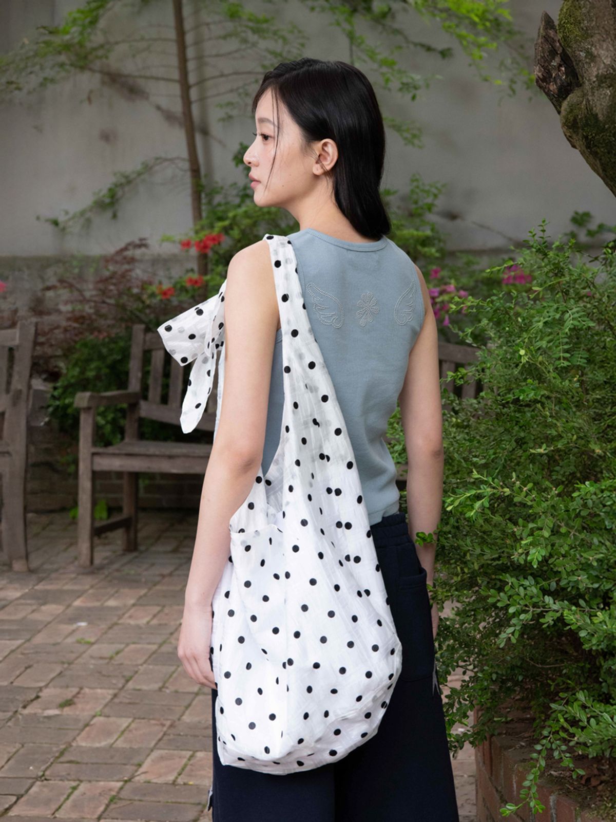 오피쉬(OAFISH) DOT TIE SHOULDER BAG, WHITE