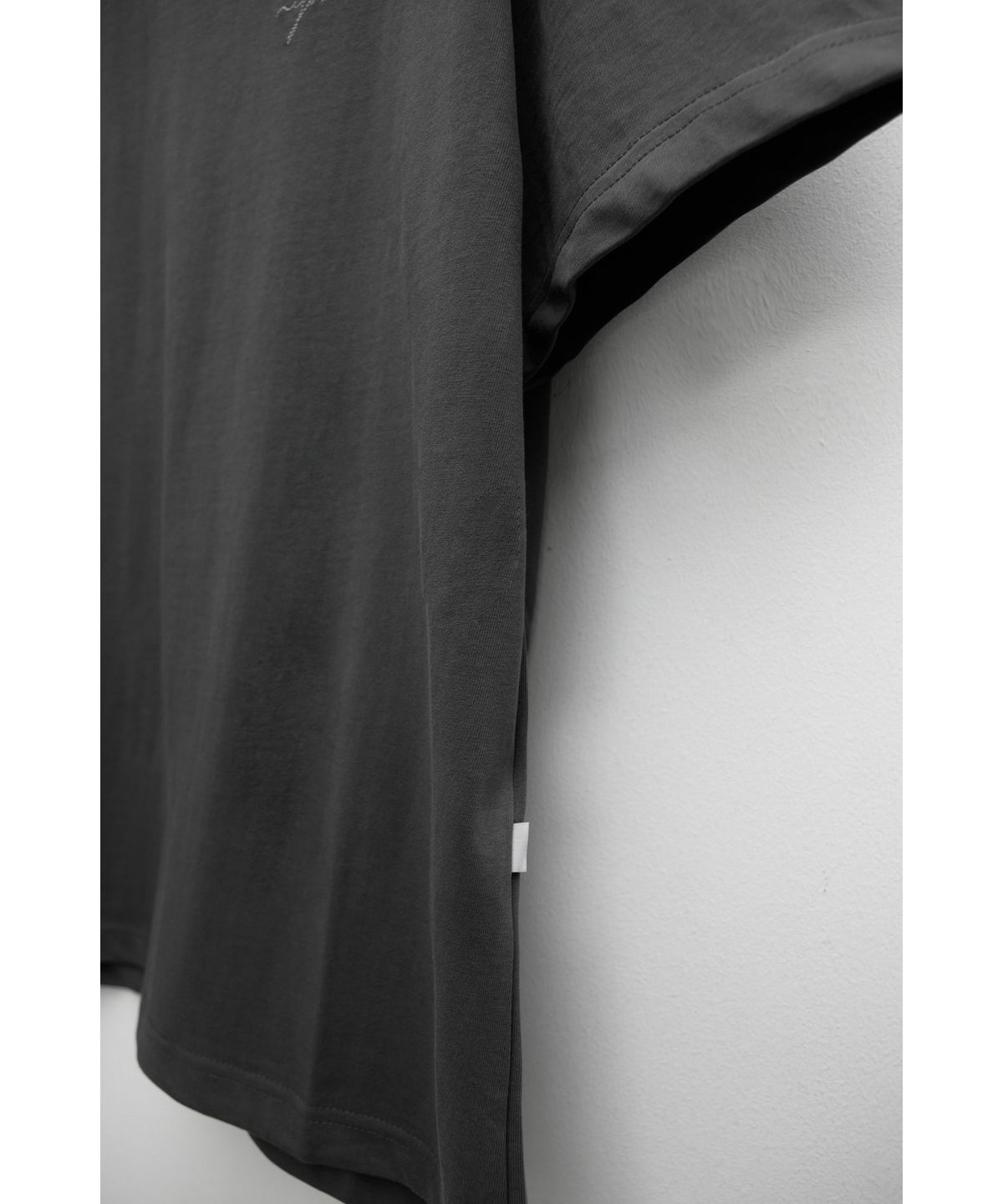 유스(YOUTH) H/S Logo T-Shirt - Charcoal Grey
