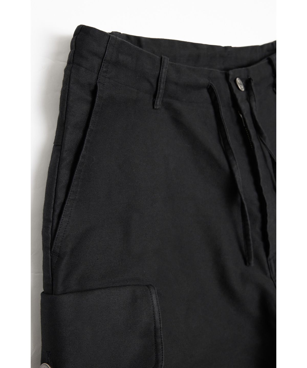유스(YOUTH) Moleskin Cargo Half Pants - Black