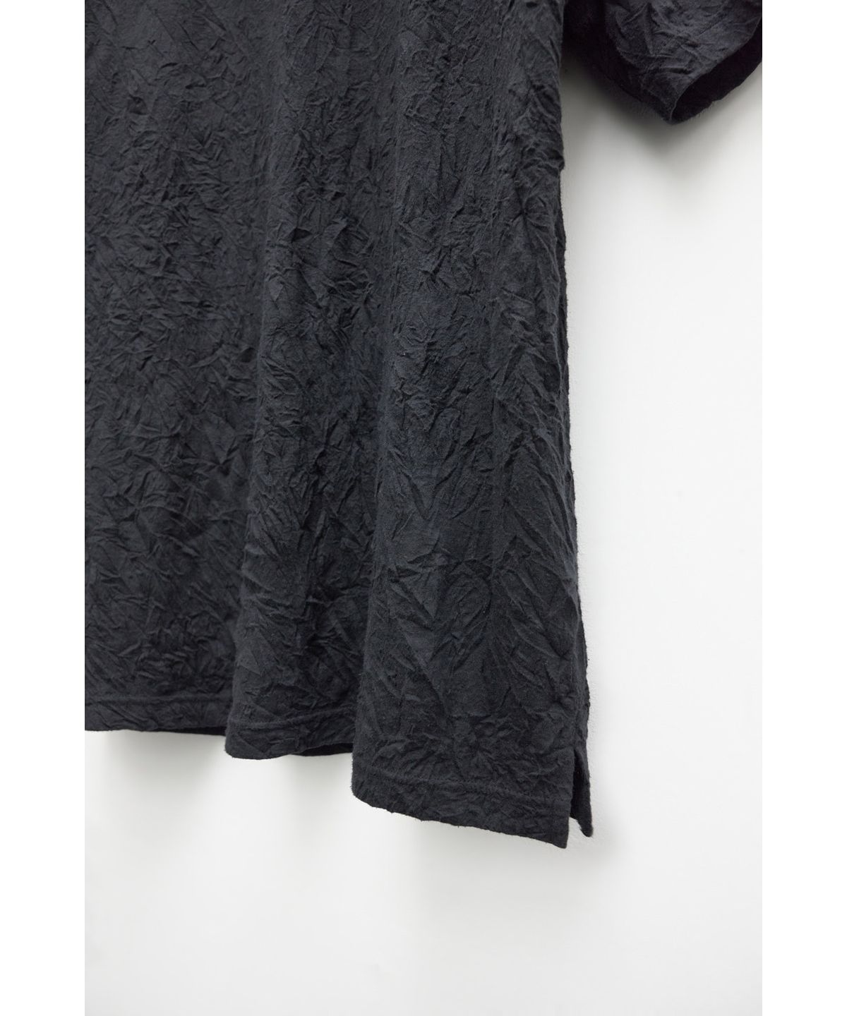유스(YOUTH) Creased H/S T-shirt - Black