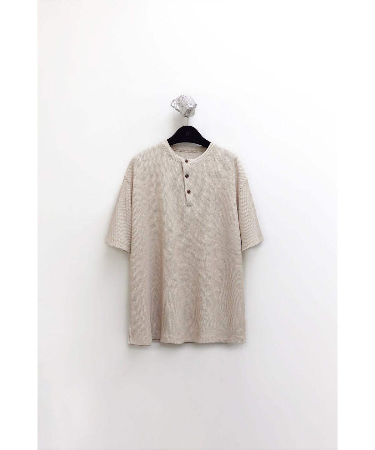 유스(YOUTH) Waffle Henley Neck H/S T-shirt - Light Beige