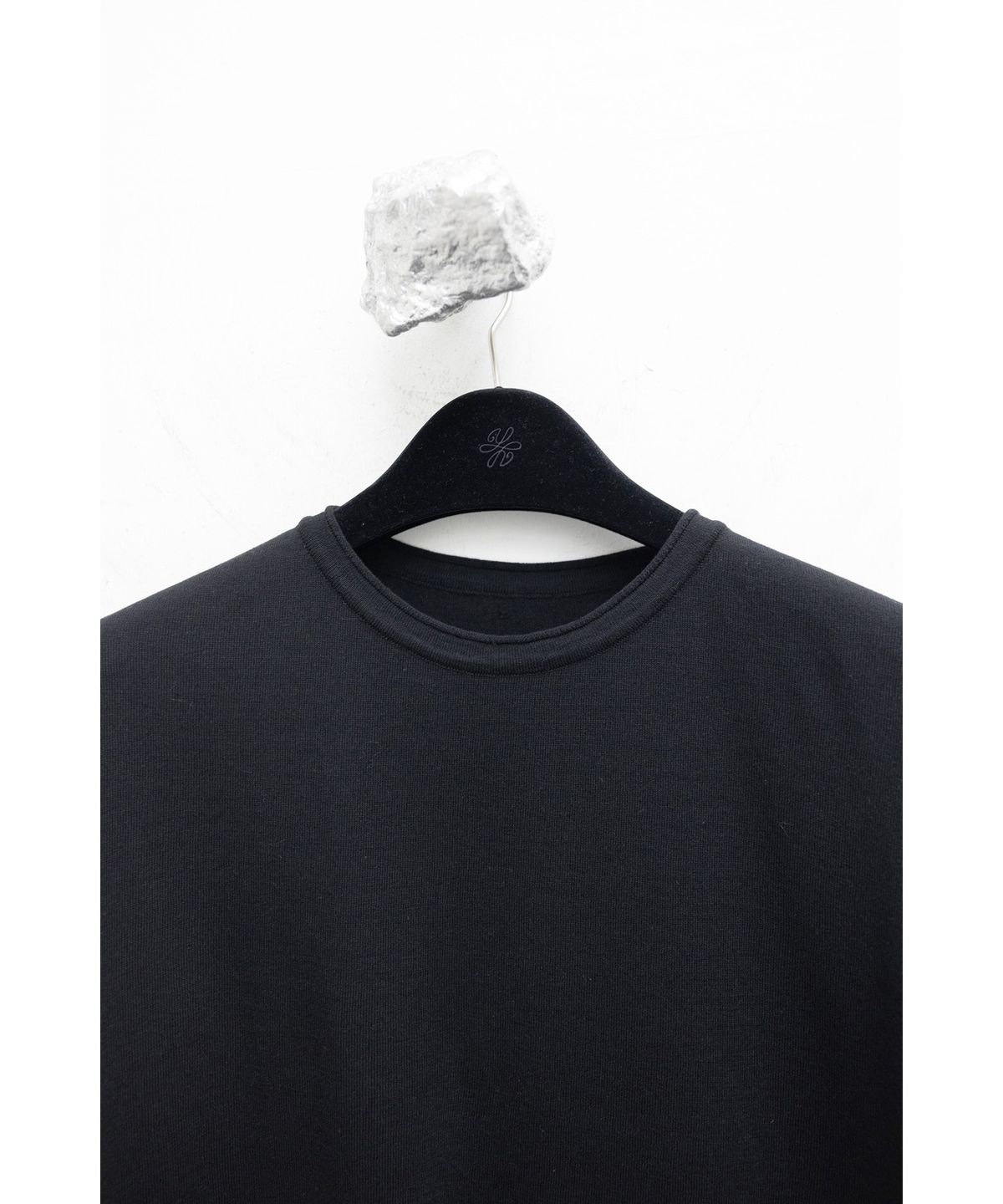유스(YOUTH) Knit H/S T-shirt - Black