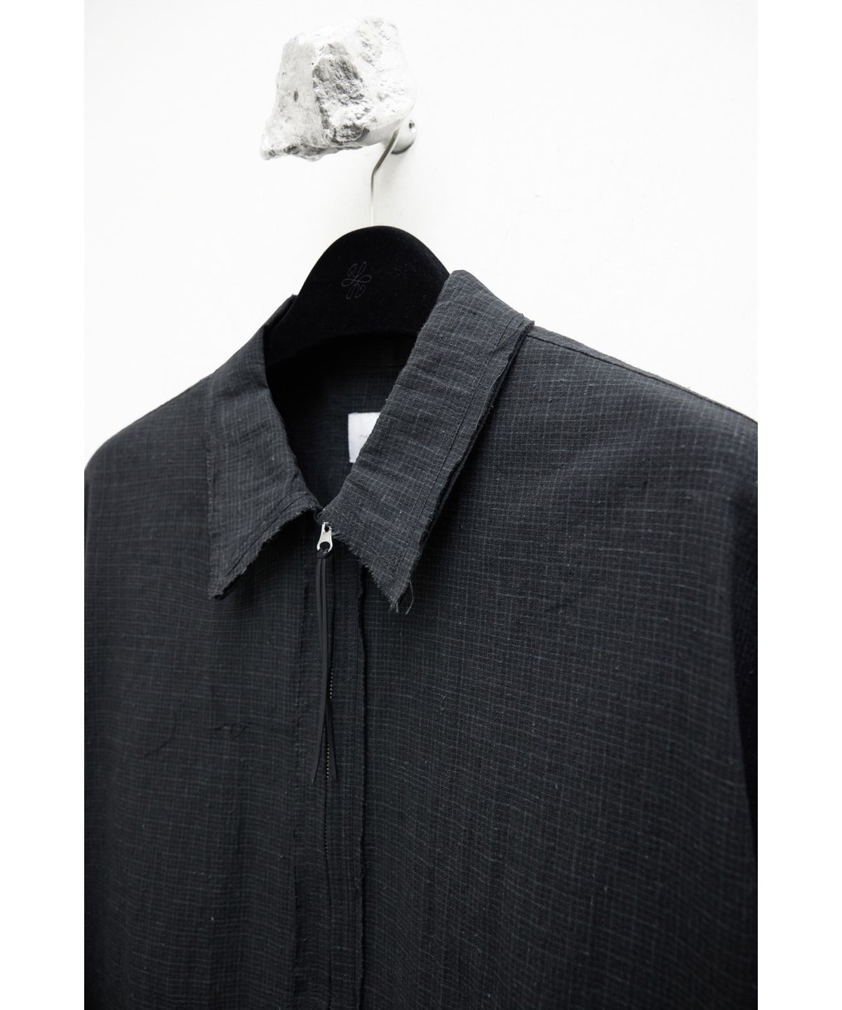 유스(YOUTH) Zipped Shirt - Black Check