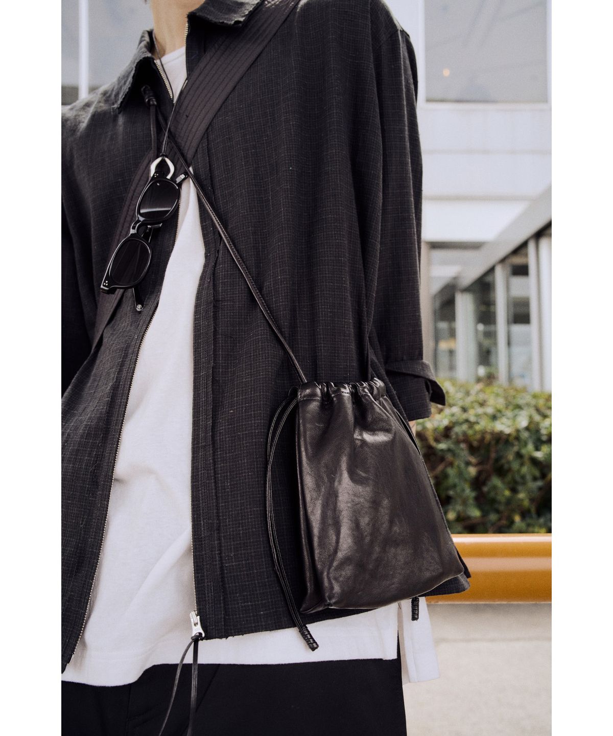 유스(YOUTH) Zipped Shirt - Black Check