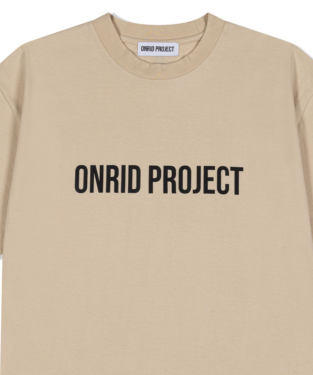 온리드프로젝트(ONRIDPROJECT) 빅 로고 티셔츠 - 베이지