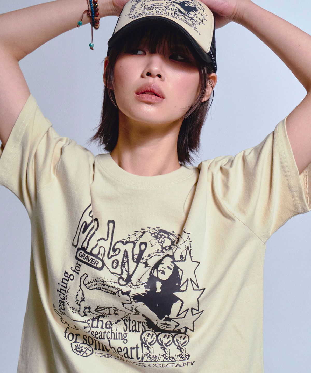 그레이버(GRAVER) [UNISEX]FRIDAY 반팔티_3color