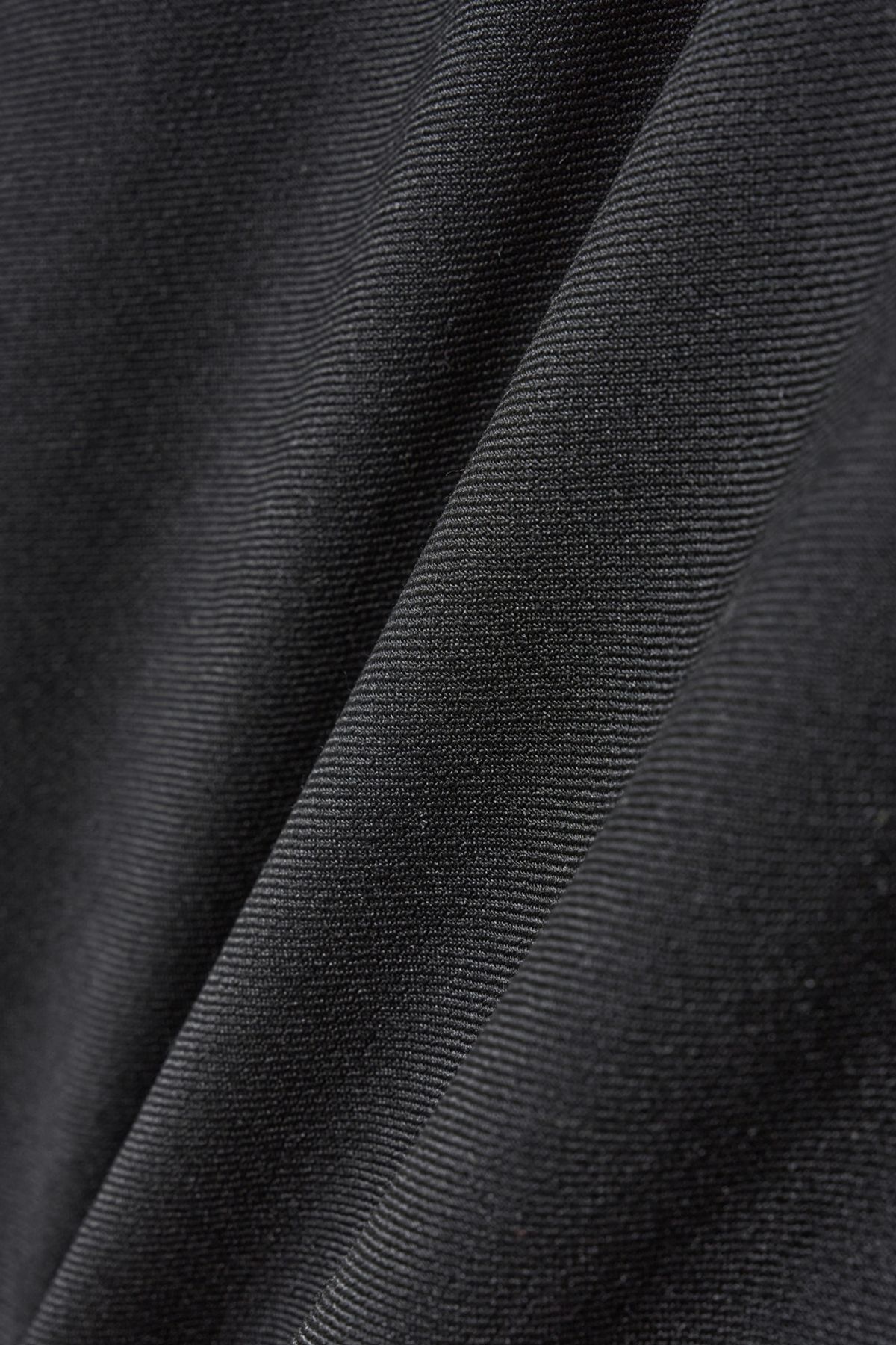 해칭룸(HATCHINGROOM) Wide Curve Trousers Wool Black