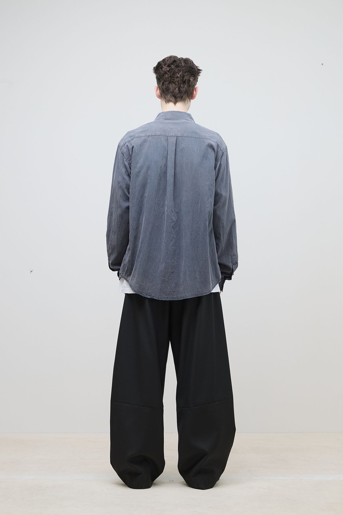 해칭룸(HATCHINGROOM) Wide Curve Trousers Wool Black