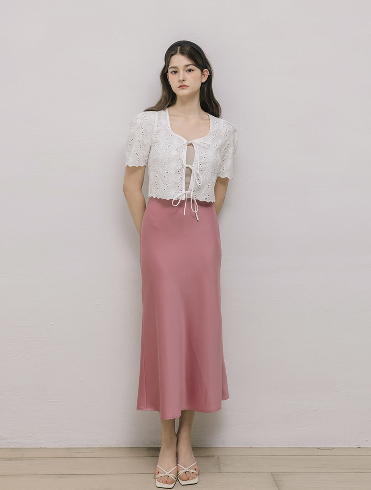 로트르드민(LAUTREDE MIN) Lautre Satin flare Pink skirt