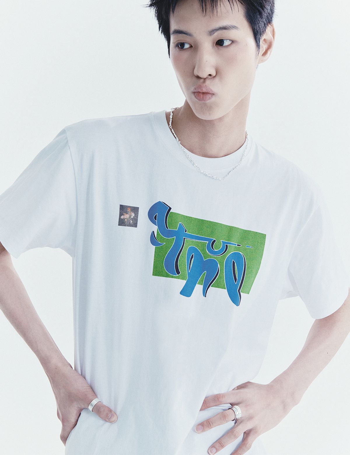 유네(YUNE) Visual Motif Tee_[White]