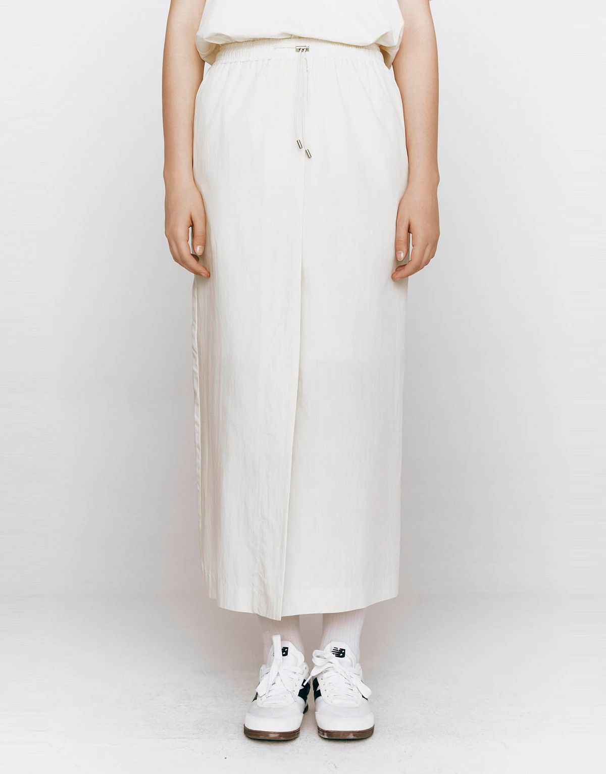 지오다노(GIORDANO) 나일론 롱 스커트 165513 [2color]