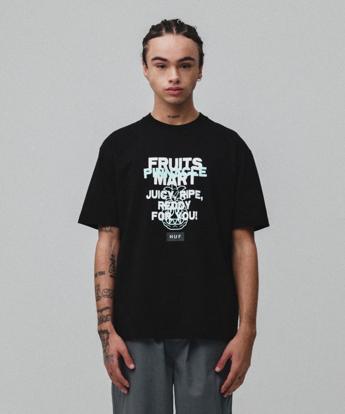 허프(HUF) PINNACLE FRUITS MART TEE [BLACK]