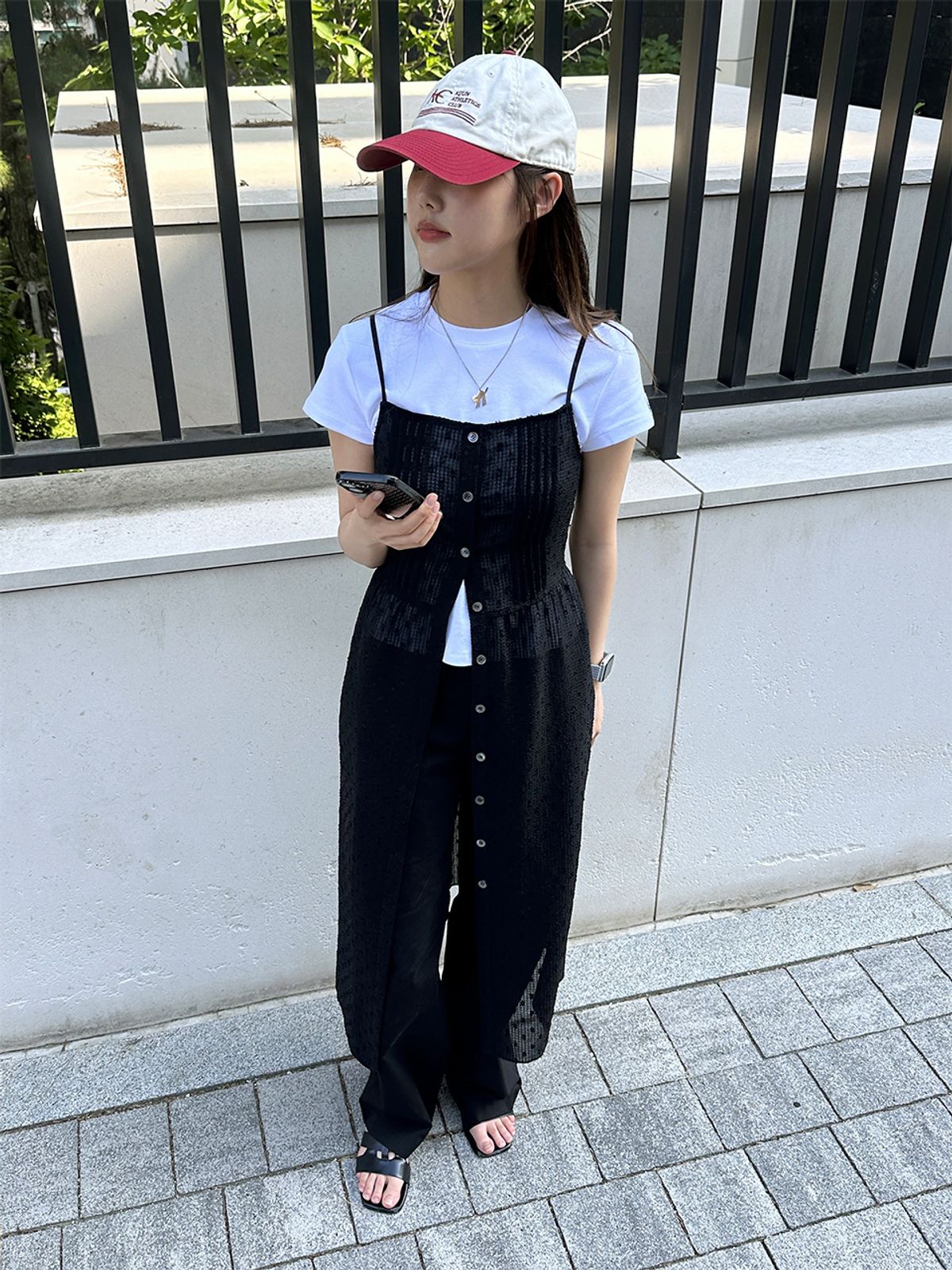 엘유브이엠(LUVM) SLEEVELESS LACE DRESS_BLACK