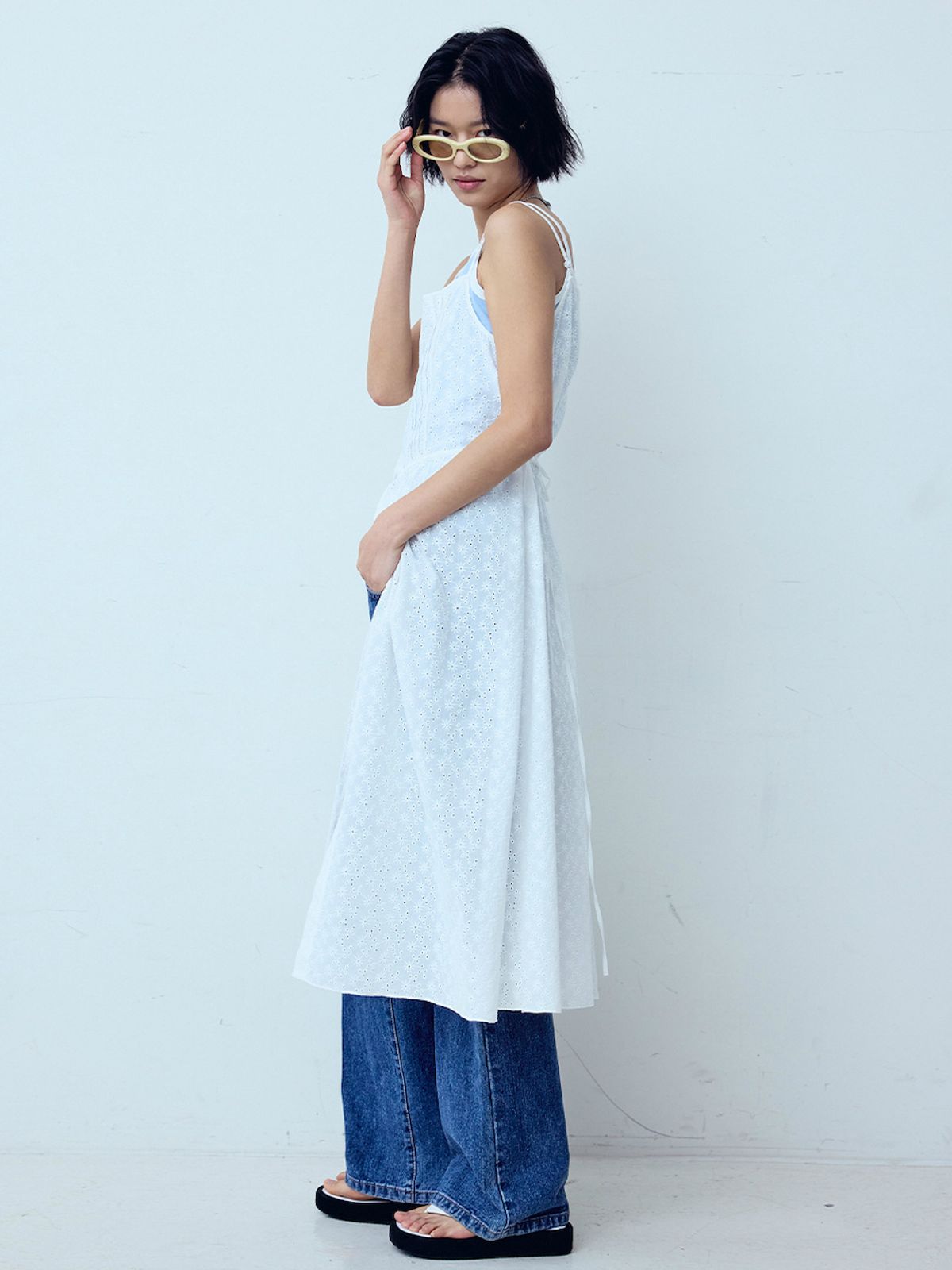 엘유브이엠(LUVM) SLEEVELESS LACE DRESS_WHITE